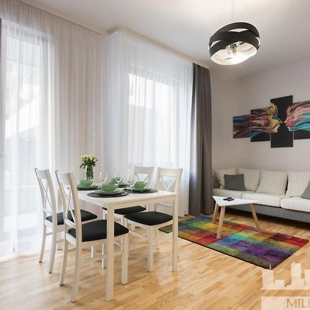 Apartamento Millennium Awangarda Grey Varsovia Exterior foto